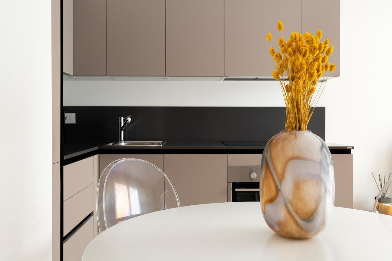 Tolomeo Apartamento Milão Exterior foto